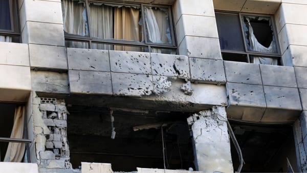 Lovitură în inima Beirutului. Patru persoane au murit într-un atac israelian asupra unui hotel