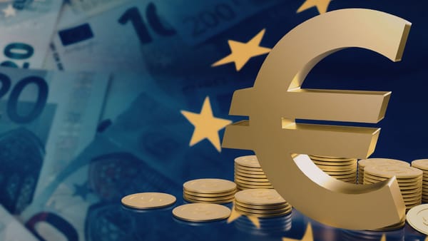 Peste 132 de milioane de dolari au ajuns acasă în doar o lună. Euro, moneda preferată a diasporei