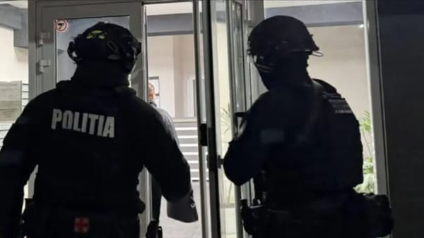 VIDEO/ Rețea de exploatare sexuală destructurată la Chișinău: șase suspecți, reținuți