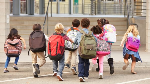 Elevii ies de mâine în vacanță - iată cat va dura