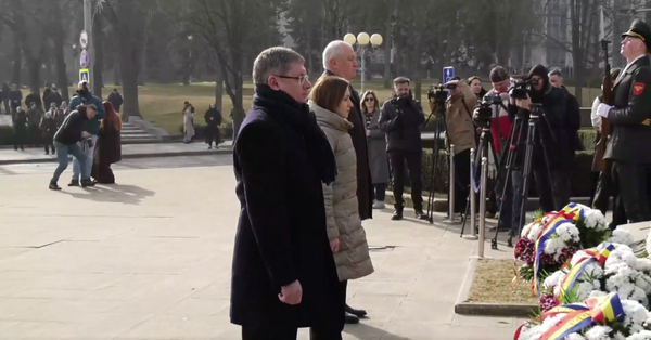 LIVE/ Conducerea țării participă la ceremonia dedicată Zilei Memoriei și Recunoștinței