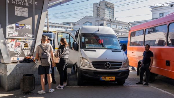 Guvernul va aproba astăzi modificarea metodologiei tarifare pentru transportul rutier de persoane