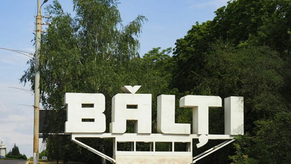 Elevii din Bălți revin în clase de luni, 23 martie - anunțul primarului Alexandr Petkov