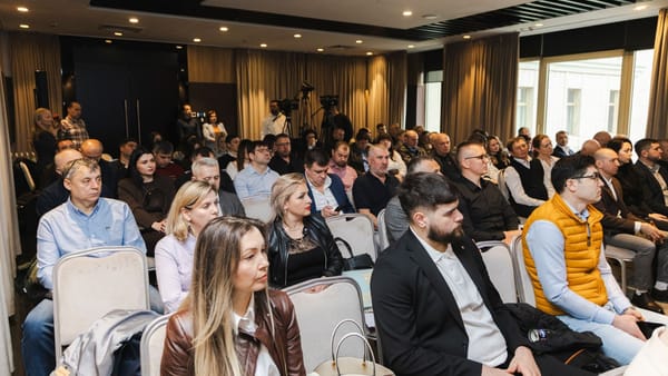 „Sectorul privat este forța motrice a economiei”. Zeci de companii locale au primit granturi de 43 de milioane de lei