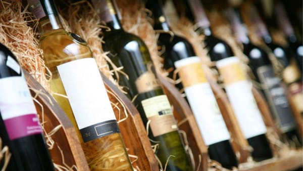 Totalurile anului vitivinicol 2025: Mai mulți struguri procesați și mai mult vin produs