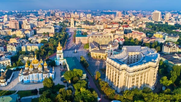 Războiul din Ucraina nu oprește piața imobiliară. Cât costă apartamentele la Kiev și în regiunile din apropierea frontului