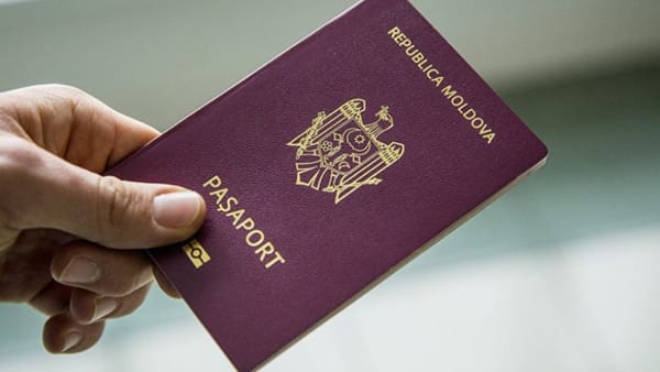 Tot mai mulți cetățeni moldoveni primesc refuz de intrare în Franța și Germania. Recomandările ambasadelor
