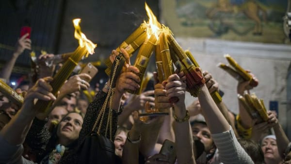 Focul Haric va fi adus în R. Moldova pe cale terestră, de către Mitropolia Basarabiei