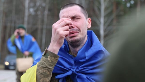 „Ai noștri se întorc acasă”. Rusia și Ucraina au realizat un nou schimb de prizonieri de război