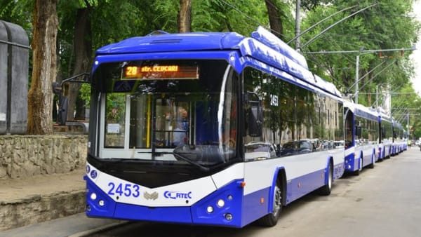 Din 1 mai, tariful de călătorie cu transportul public din Chișinău va fi de șapte lei