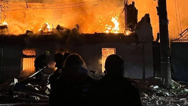 FOTO/ Ucraina, atacată de Federația Rusă înainte de armistițiul de Paște. Cel puțin trei persoane au fost ucise