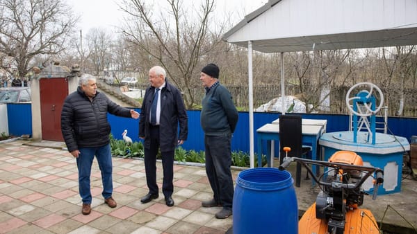 Premierul Alexandru Munteanu, în vizită la Ocnița. A evaluat proiectele realizate și impactul acestora asupra comunității