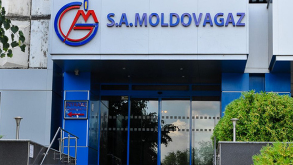 Dosarul angajatului fictiv de la Moldovagaz: inculpatul, achitat în prima instanță