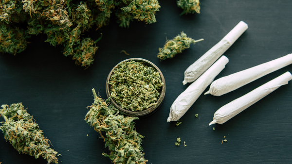 Guvernul lovește mai dur în traficanții de droguri: până la 17 ani de închisoare