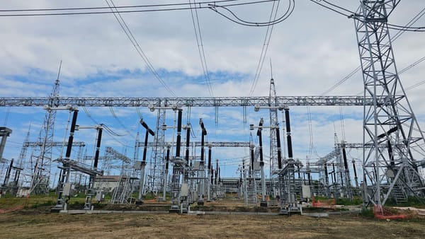 FOTO/ Dorin Junghietu, vizită surpriză la stația electrică Vulcănești. La ce etapă se află lucrările