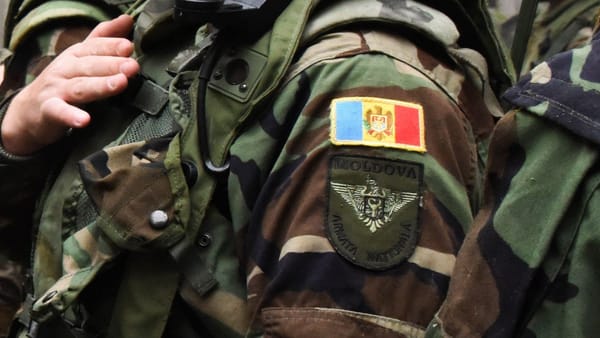 Doi militari în termen, agresați în armată. Ministerul Apărării: „Starea lor de sănătate este satisfăcătoare”
