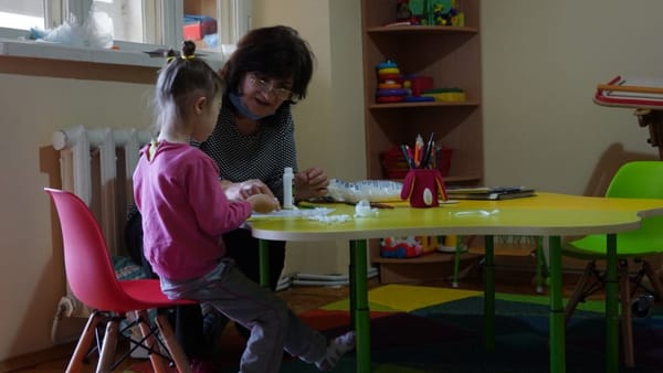 Toți copiii cu dizabilități din R. Moldova ar urma să primească o plată anuală în valoare de 3.000 de lei
