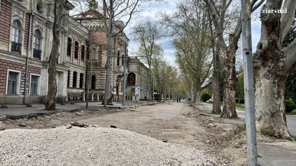 Primăria capitalei dă asigurări că reabilitarea pavajului istoric urmează să înceapă „în cel mai scurt timp”