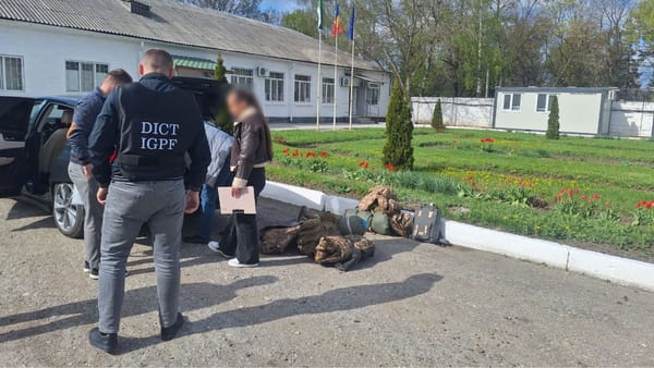 VIDEO/ Al 18-lea membru al unei rețele de migrație ilegală, reținut. Trei ucraineni ar fi plătit câte 5.000 de euro