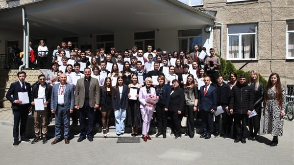 Aproximativ 150 de elevi au participat la Olimpiada Republicană la Geografie. 41 au fost premiați