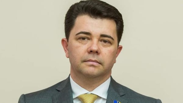 Mai multe persoane publice cer eliberarea lui Victor Osipov pe durata anchetei penale