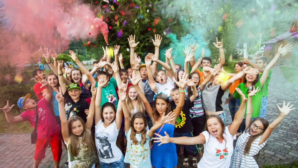 Vacanță cu sprijin de la stat: mii de copii vor merge în tabere de vară aproape gratuit - cine poate beneficia