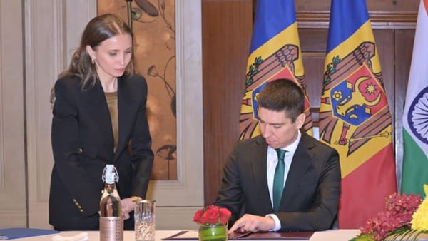 Fosta ambasadoare a R. Moldova în India dă în judecată Ministerul de Externe, după demiterea din sistem. Reacția MAE