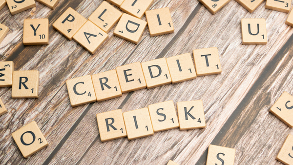Creditele se scumpesc - rata de bază ajunge la 6,5%. De vină e inflația în creștere și presiunea externă
