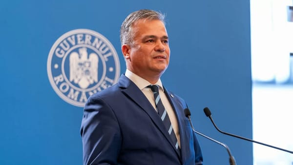 Adrian Veștea, așteptat astăzi în Parlamentul României. Urmează să depună programul de guvernare și lista miniștrilor