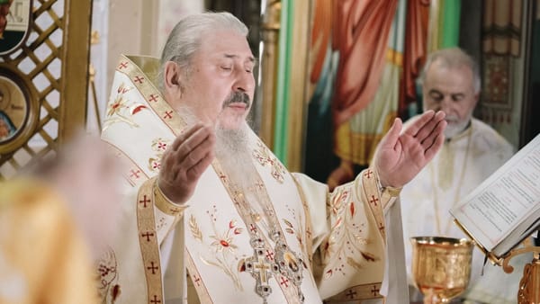 Demisia mitropolitului Basarabiei, marcată de scandal. Instituția verifică o secvență video în care ar apărea ierarhul