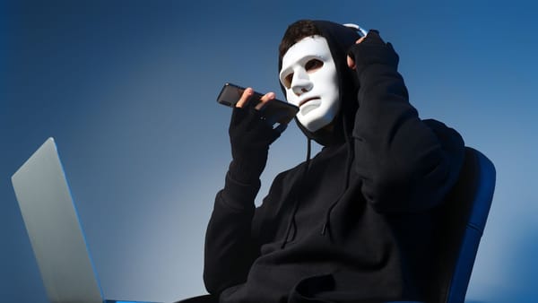 Un bărbat din Cahul, cât pe ce să le transmită escrocilor 900.000 de lei. Cum a fost ademenit