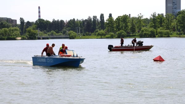 Tragedie la scăldat. Trei persoane s-au înecat în ultimele zile. Printre victime sunt doi minori