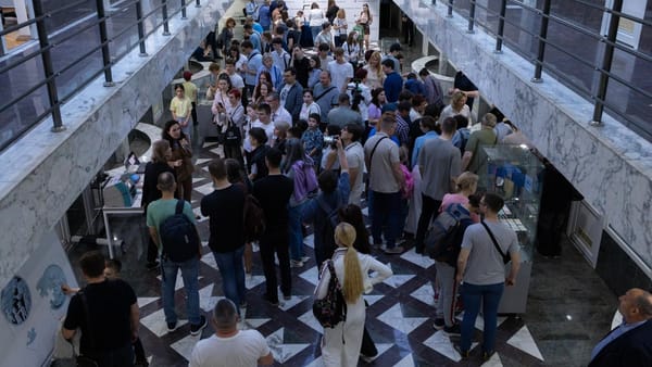 BNM își deschide ușile pentru vizitatori. Publicul va putea vedea patrimoniul monetar și un lingou de aur