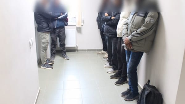 Șapte migranți din Bangladesh, opriți la Prut. Patru organizatori au fost arestați