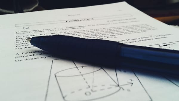 Peste 34.000 de elevi intră în febra examenelor de gimnaziu. Matematica, o provocare. Când vor fi anunțate rezultatele