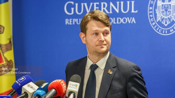 Guvernul vrea să schimbe regulile de acordare a sporurilor de performanță în sectorul bugetar