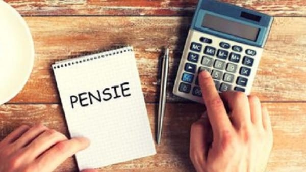 Reforma pensiilor speciale: vârsta de pensionare crește gradual până la 50 de ani, vechimea minimă urcă la 20 de ani