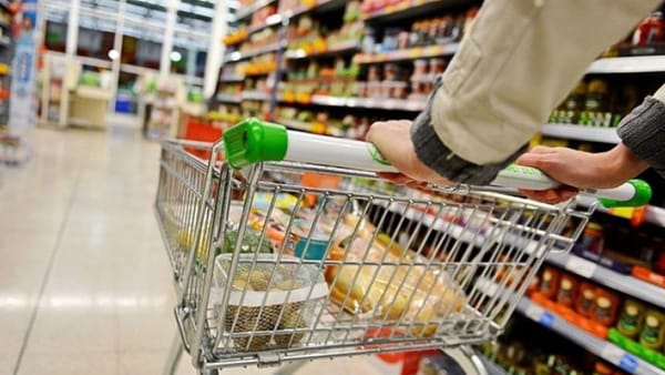 Viața devine mai scumpă! Inflația anuală a depășit 6,5% în luna iunie și va continua să crească