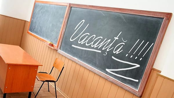 Elevii din R. Moldova vor avea două vacanțe mai lungi în noul an școlar