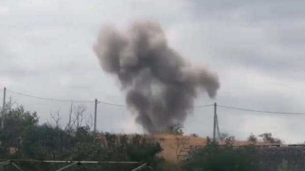 VIDEO/ Geniștii au detonat explozibilul din drona prăbușită în satul Copanca. Carcasa urmează să fie investigată