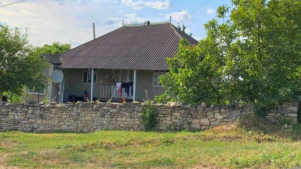 Primăriile care aleg să se unească primesc bani de la Guvern: 81 de administrații locale au primit primul sprijin financiar