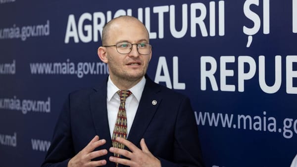 După ce a negat orice legătură cu PDM, Radu Musteață admite că nu a spus întregul adevăr