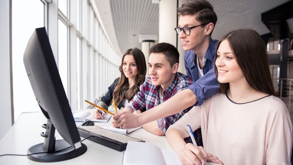 Universitățile vor putea pregăti specialiști în bioinformatică, GIS și turism sportiv. Șase specialități noi, aprobate