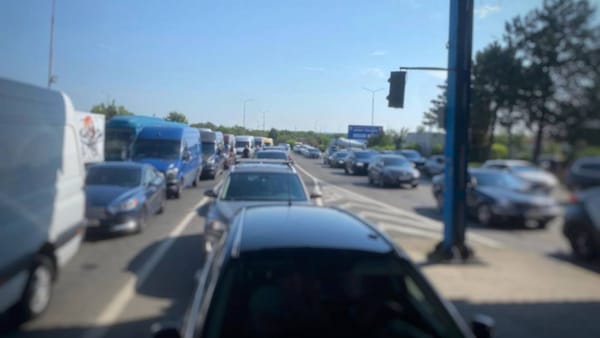 Aglomerație la PTF Leușeni. Călătorii sunt îndemnați să aleagă alte puncte de trecere