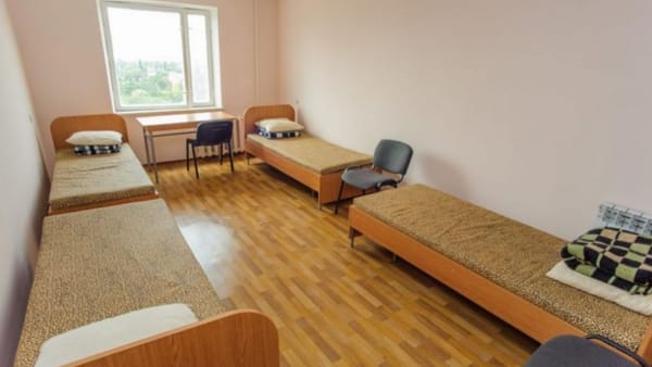 Studenți ai USM riscă să înceapă anul universitar fără locuri în cămine. Consiliul Tineretului cere soluții urgente