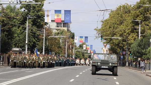 Parada de Ziua Independenței R. Moldova va reuni peste 2.000 de militari, angajați ai mai multor instituții și veterani