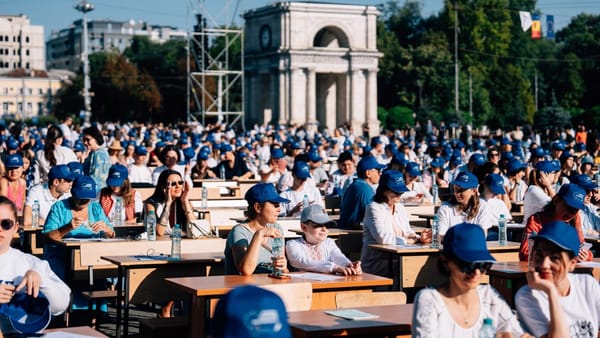PMAN - din nou sală de clasă. A început înscrierea la a patra ediție a Marii Dictări Naționale