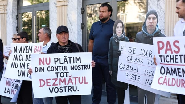 Eventuala scumpire a gazelor naturale scoate din nou oamenii în stradă. 21 august - zi de protest în fața ANRE