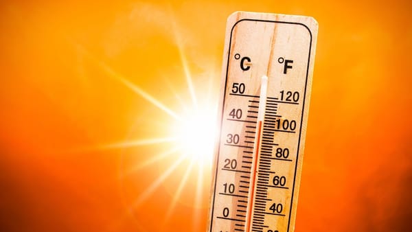 Canicula persistă: temperaturile urcă până la +37°C, iar izolat sunt posibile ploi cu descărcări electrice
