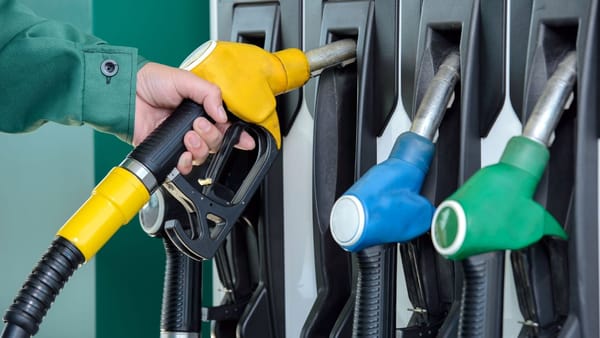 Carburanții se scumpesc din nou: cât vor costa benzina și motorina pe 13 august